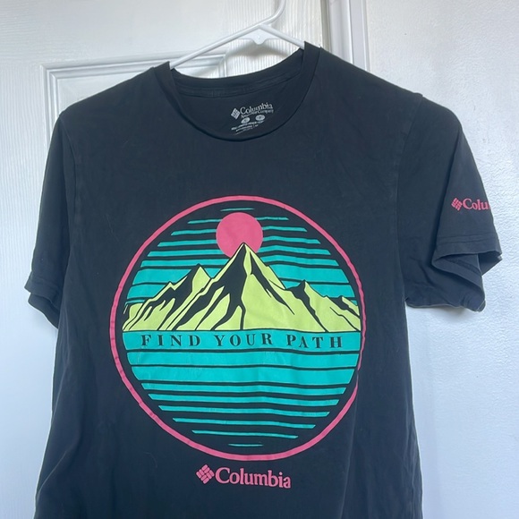 Columbia T-shirt - Picture 5 of 5